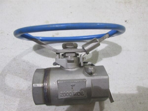  Locking Oval Handle Stainless 1" NPT Ball Valve CF8M 2000 WOG