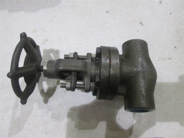 Henry Vogt B16.34 SW-22451 B-45944 H5 3/4" 800 Globe Valve A105 1975 PSI Weld