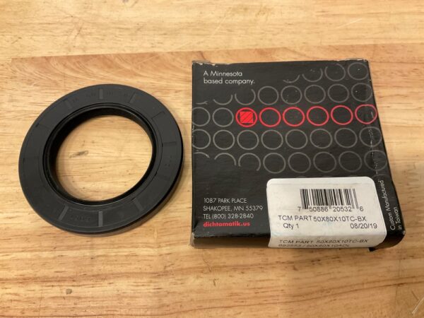 Dichomatik TCM 50X80X10TC-BX Oil Seal 692553