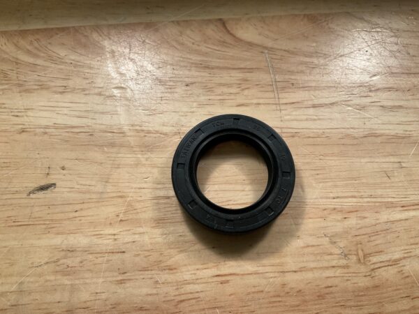 Dichomatik TCM 25X40X7TC-BX Oil Seal